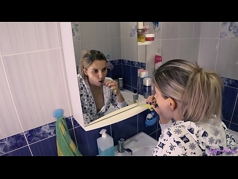 ❤️ Hack mei jonge yn pyjama einiget orale cum yn kont - lety swart ❤️ Seksfideo by wy ﹏
